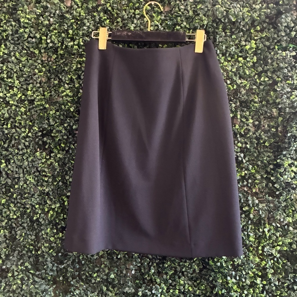 Tahari bow skirt - Picture 4 of 6